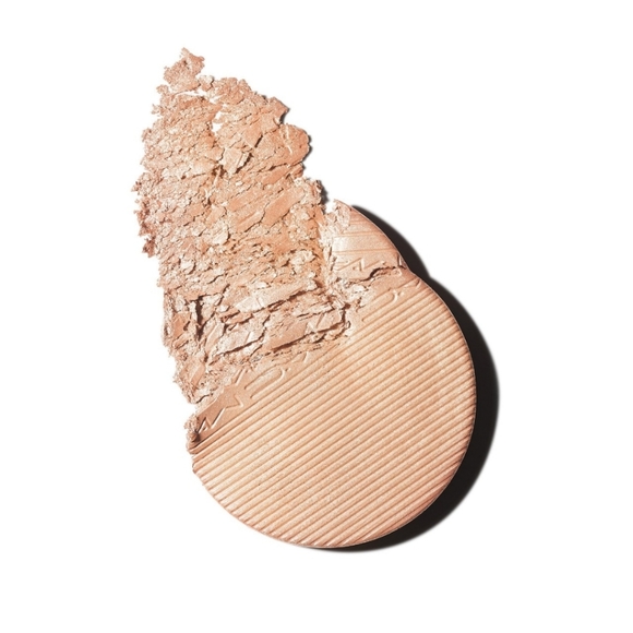 Mac Extra Dimension Skinfinish in Double-Gleam Highlighter - Picture 3 of 9